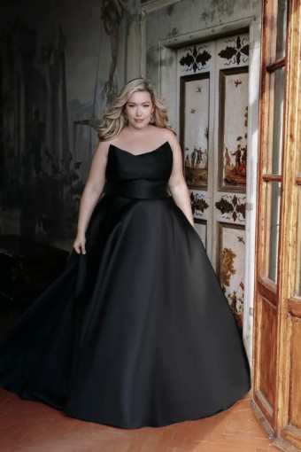 Allure Bridals Style #CARMENA CARMENA #1 Black thumbnail